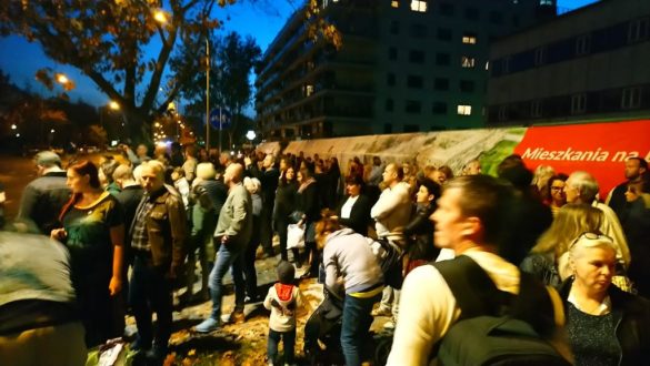 protest ulica sokratesa wypadek bmw 20