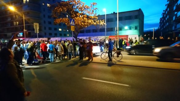 protest ulica sokratesa wypadek bmw 9
