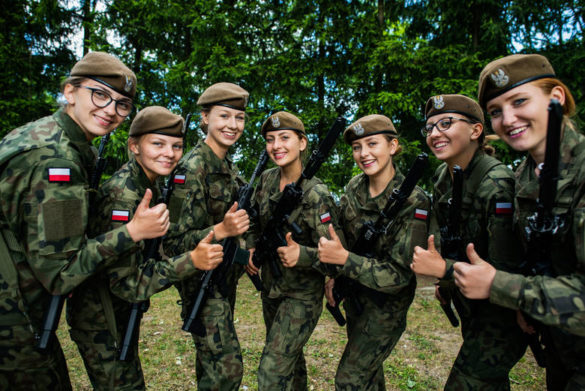 kobiety w mundurze